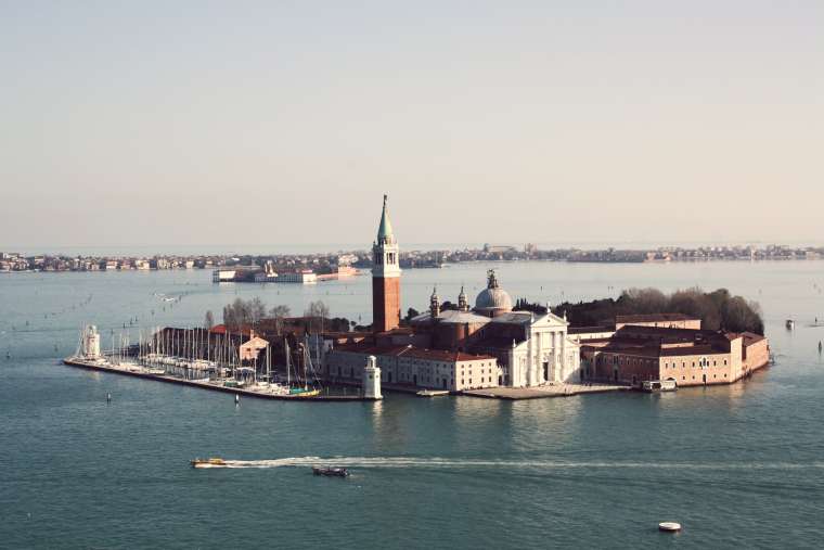 foto isola di San Giorgio dal Campanile di San Marco-min