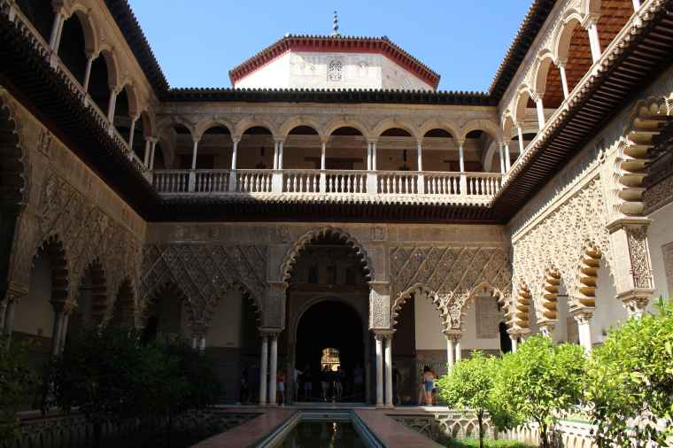 Real Alcazar-min