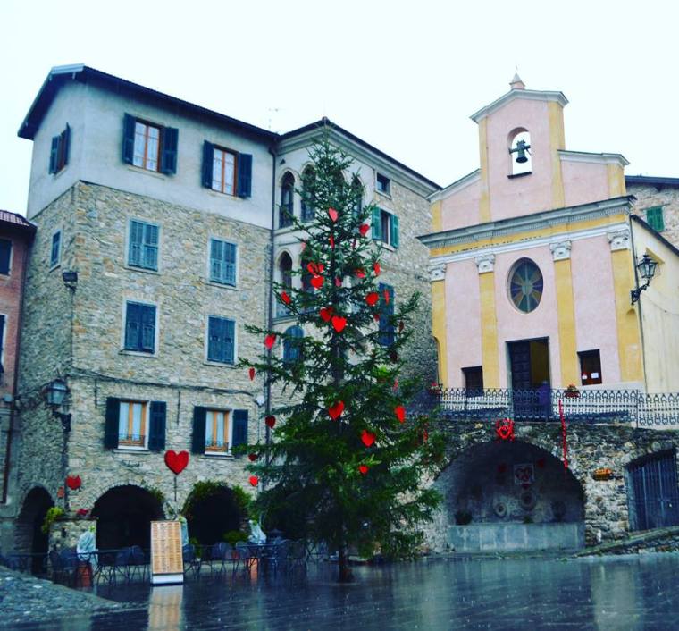 16386856_381165375585004_69760253895947812_n