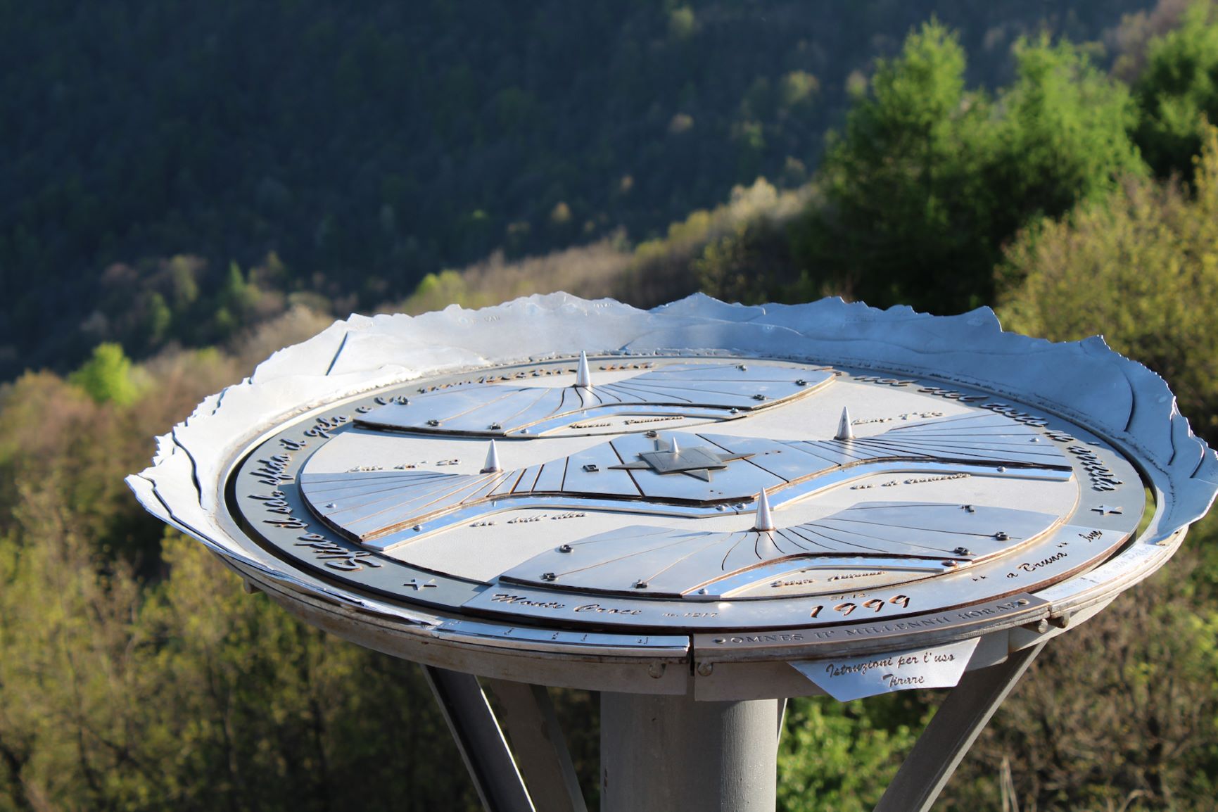 Giro delle meridiane - meridiana Monte Croce